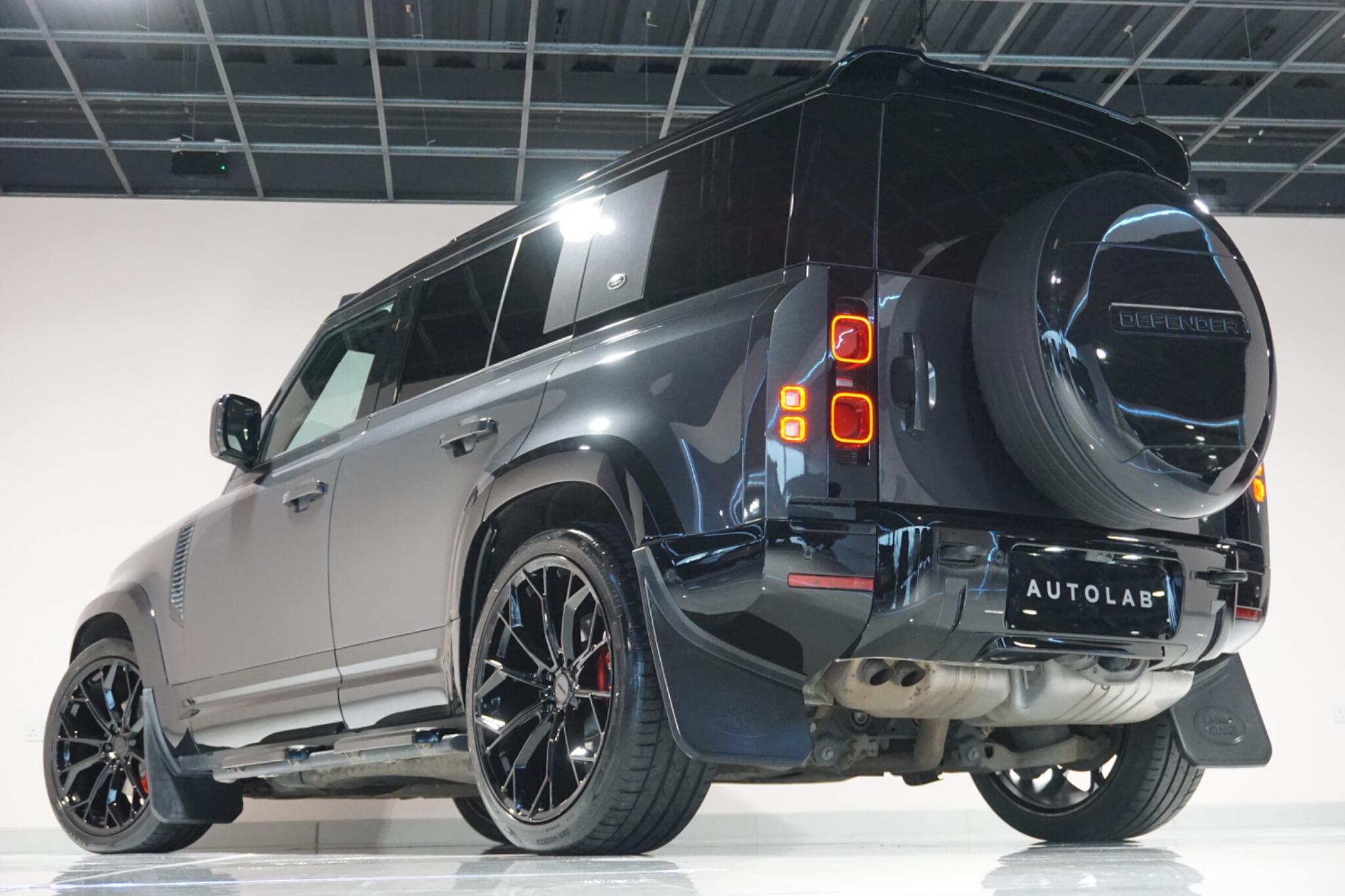 Land Rover Defender 110 3.0 D300 MHEV X-Dynamic HSE SUV 5dr Diesel Auto 4WD Euro 6 (s/s) (300 ps)